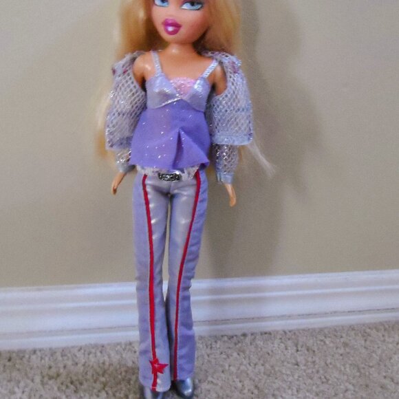 VINTAGE | 2001 MGA Bratz  doll - Picture 9 of 9